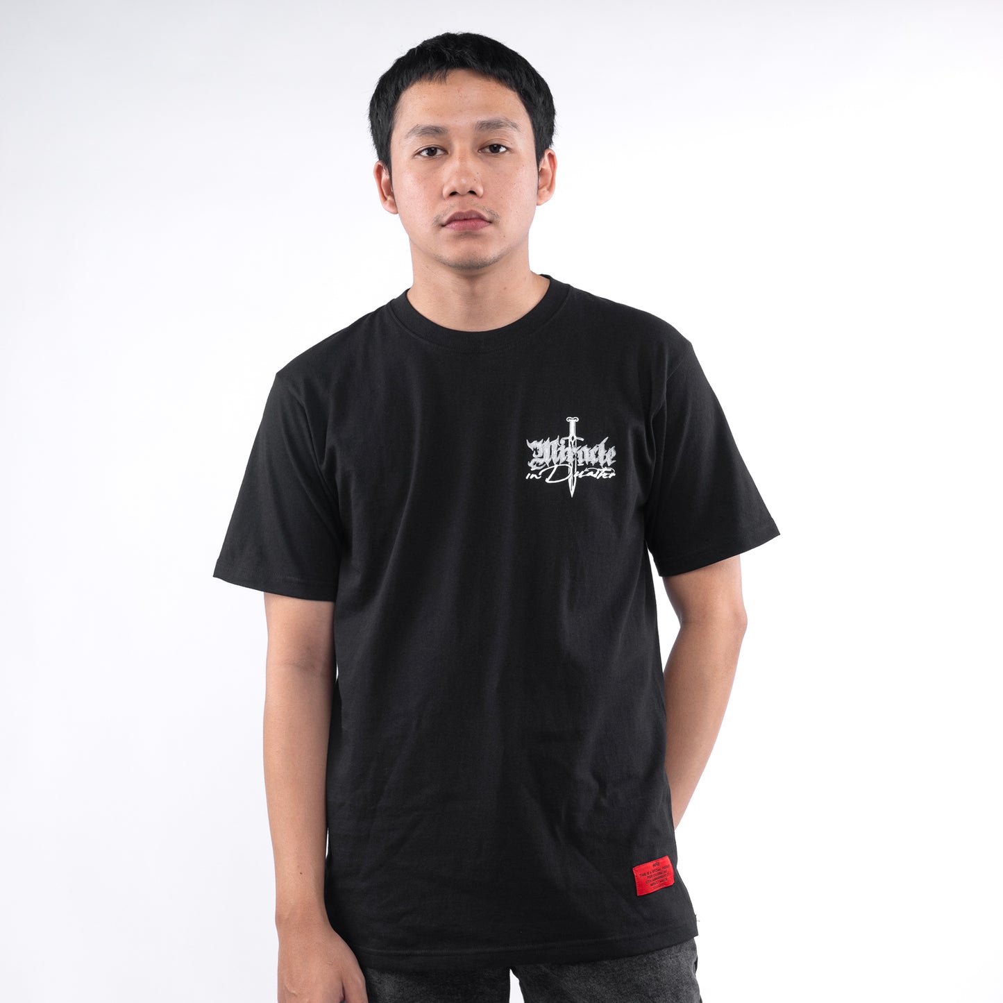 Miracle Mates - Kolaborasi Kaos Hitam Matercle Bencana Ibu