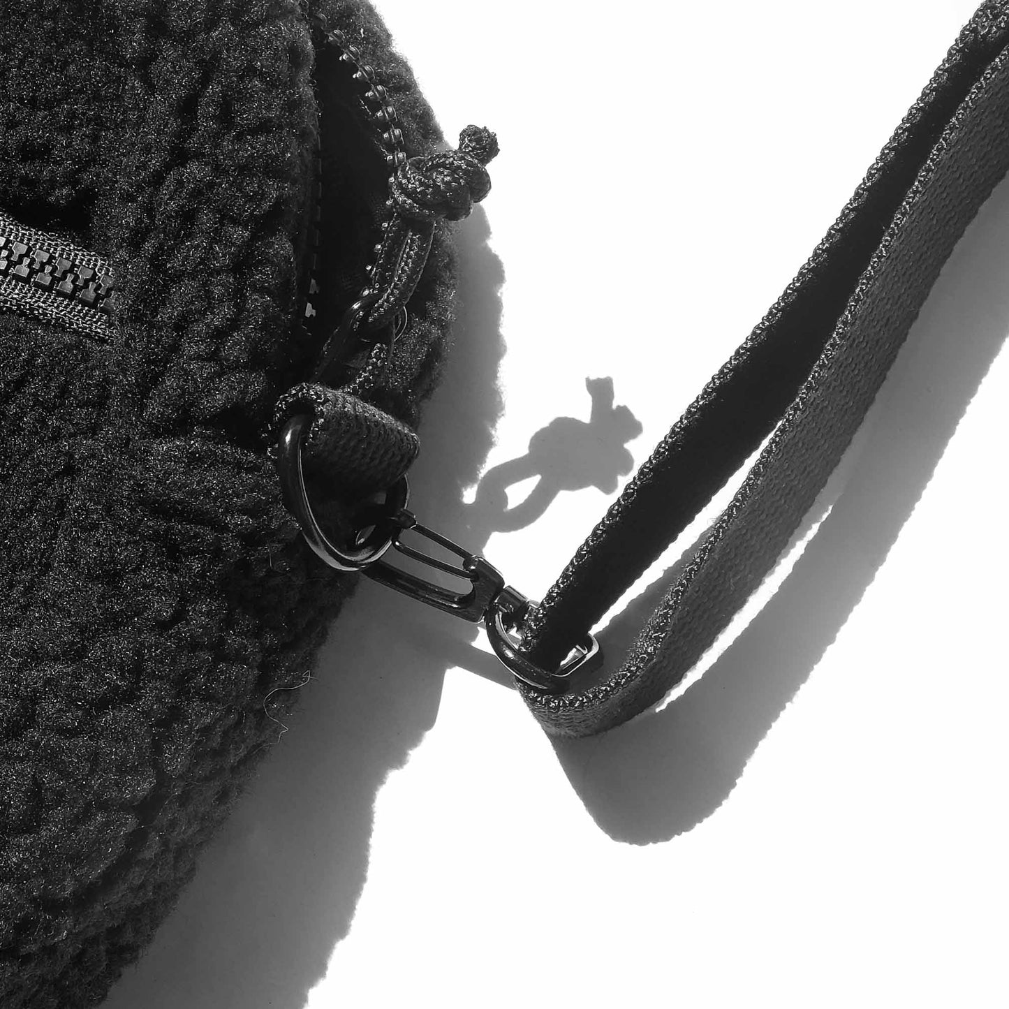 Miracle Mates - Mild Shoulder Bag Black